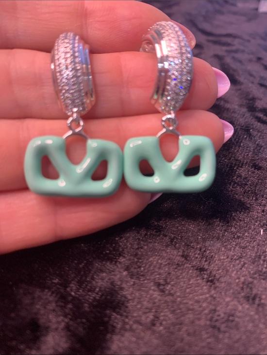 Jewelry - Silver & Mint Green Drop Earrings - Contemporary Women's Jewelry